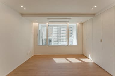 서울시 광진구 33평 확장 샷시 시스템에어컨 인테리어 사진 19